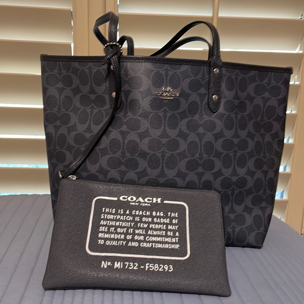 Coach Signature City Tote